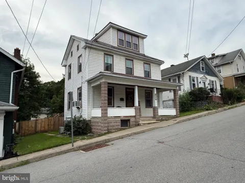 805 5TH STREET