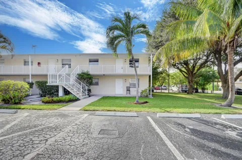 1733 3rd Avenue #24