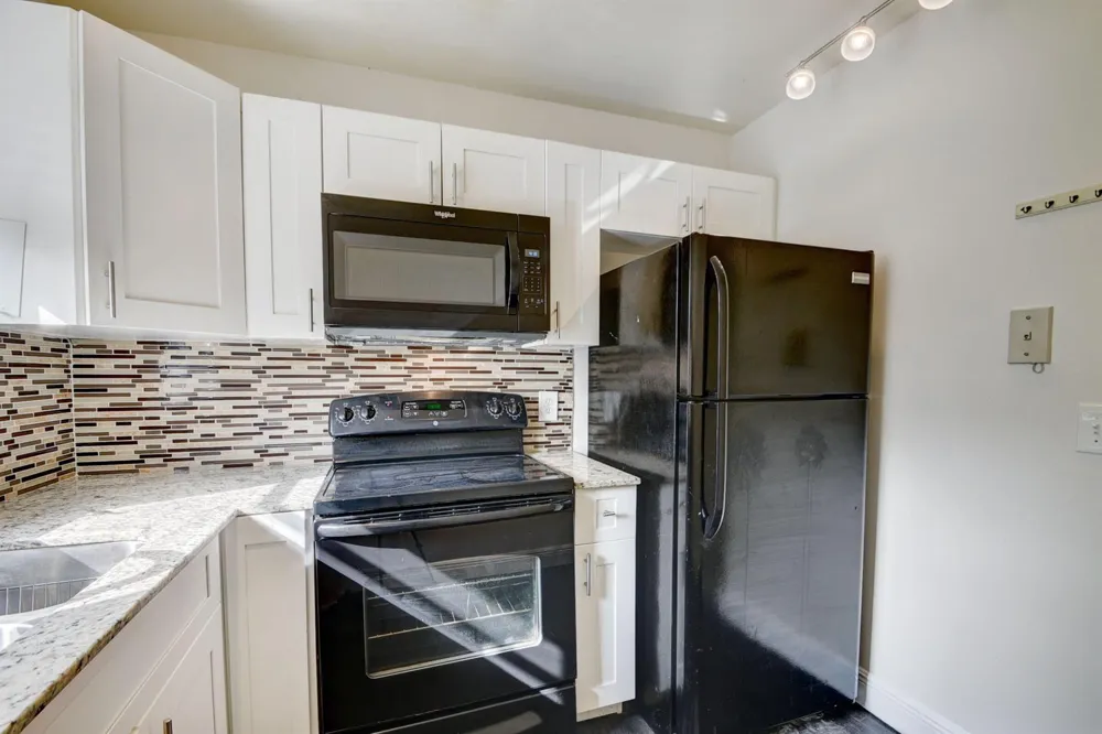 1733 3rd Avenue #24 Lake Worth, FL 33460