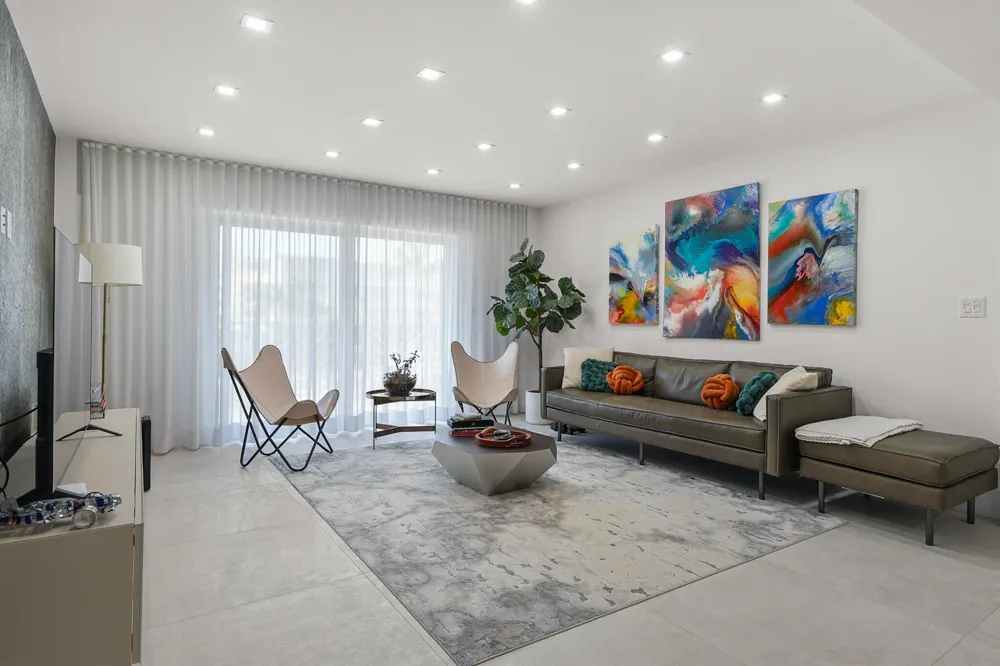 170 OCEAN BOULEVARD #209 Palm Beach, FL 33480