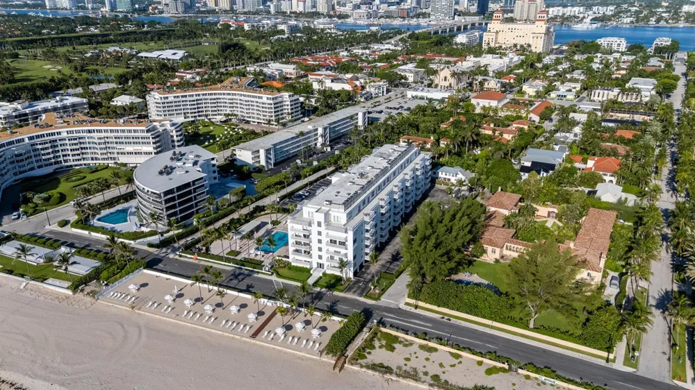 170 OCEAN BOULEVARD #209 Palm Beach, FL 33480