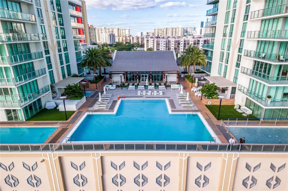 330 Sunny Isles Blvd #5-2403 Sunny Isles Beach, FL 33160