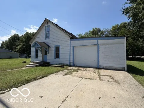 230 Peru Street