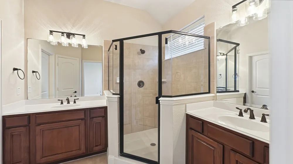 6468 Love Drive Irving, TX 75039