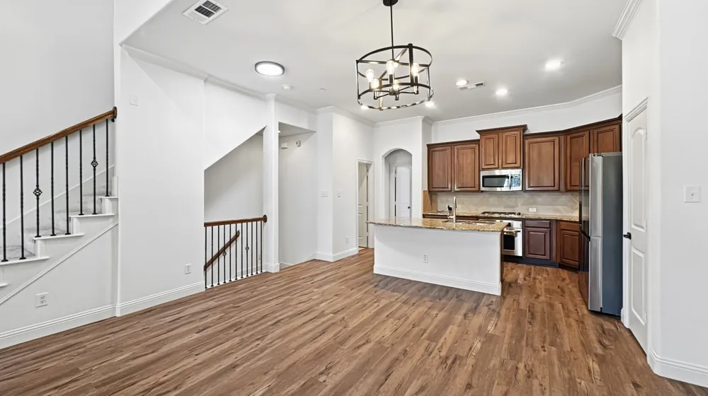 6468 Love Drive Irving, TX 75039