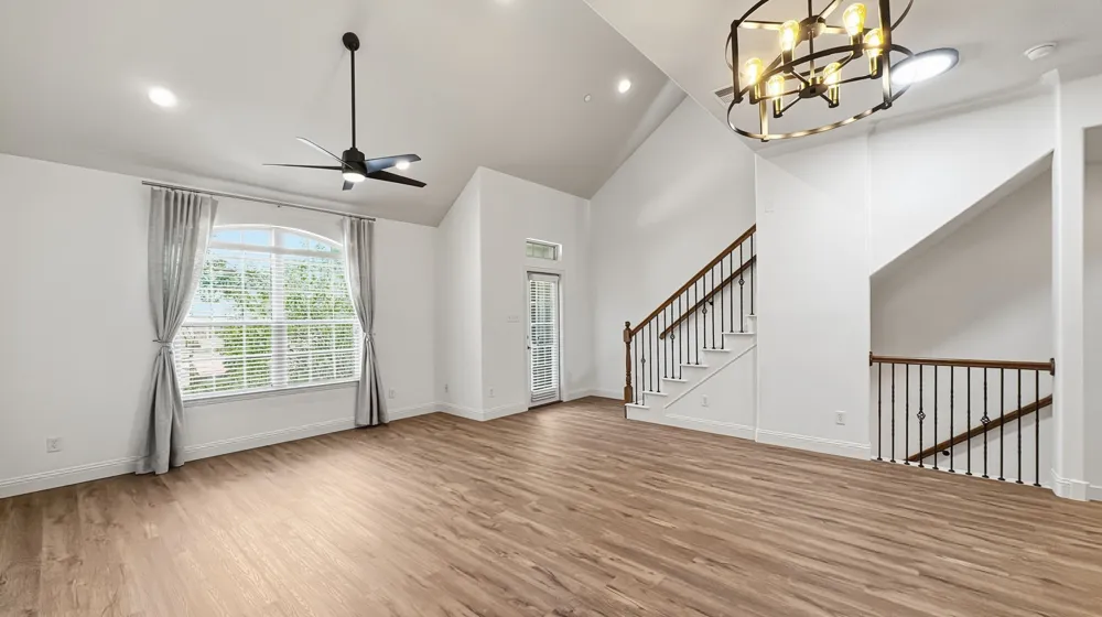 6468 Love Drive Irving, TX 75039