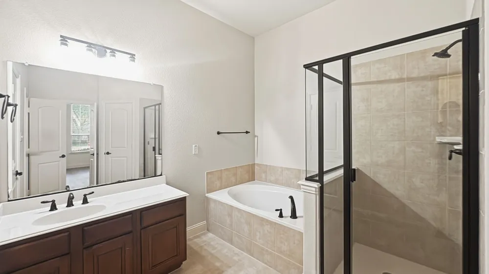6468 Love Drive Irving, TX 75039