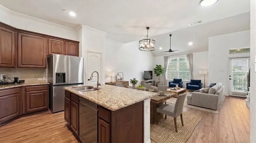 6468 Love Drive Irving, TX 75039