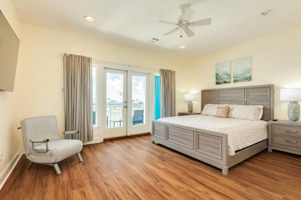 21714 Frio Drive Galveston, TX 77554