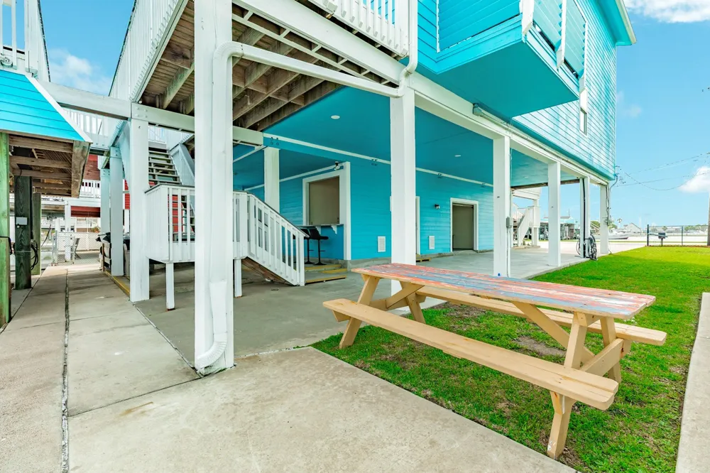 21714 Frio Drive Galveston, TX 77554