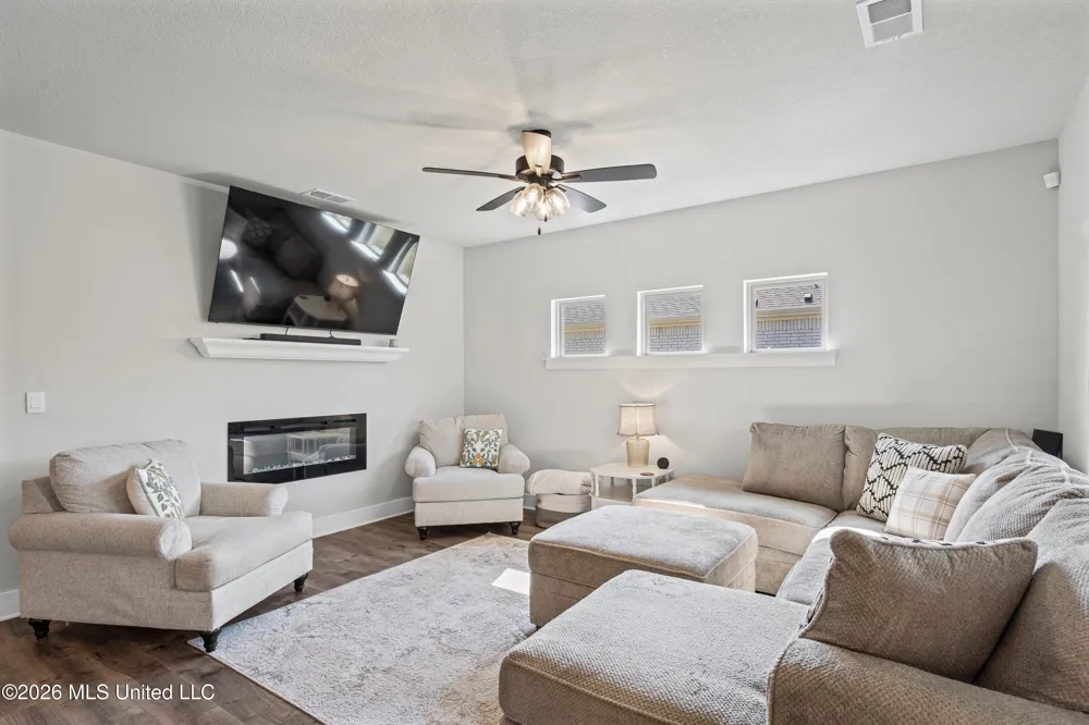 2084 Tulip Drive Hernando, MS 38632