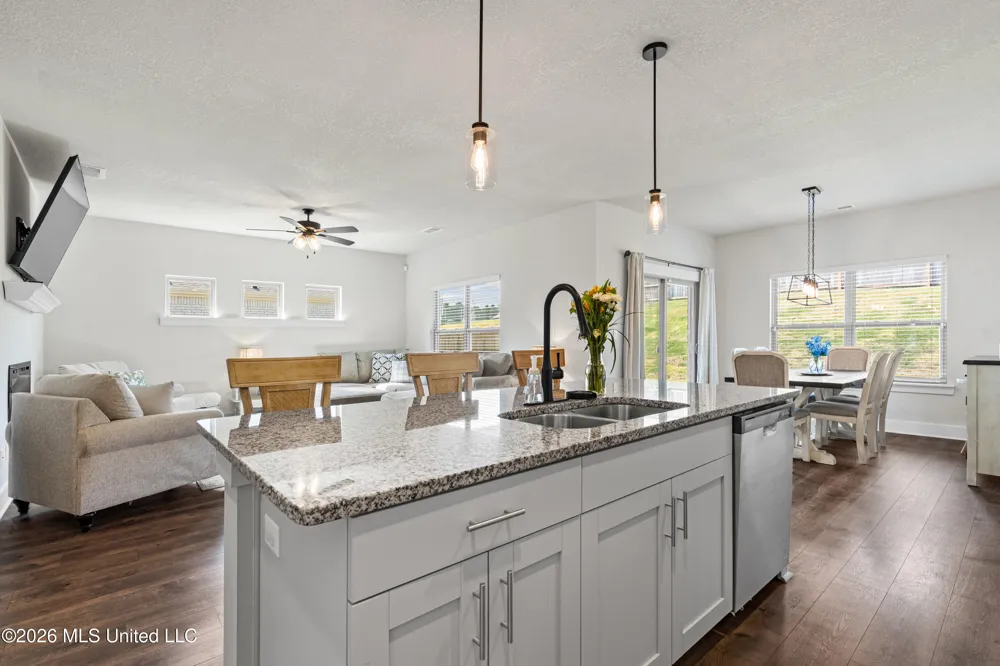 2084 Tulip Drive Hernando, MS 38632
