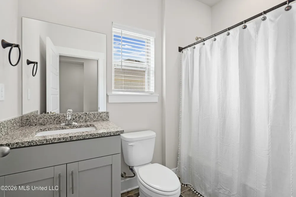 2084 Tulip Drive Hernando, MS 38632