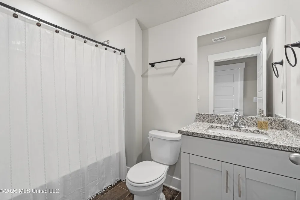 2084 Tulip Drive Hernando, MS 38632