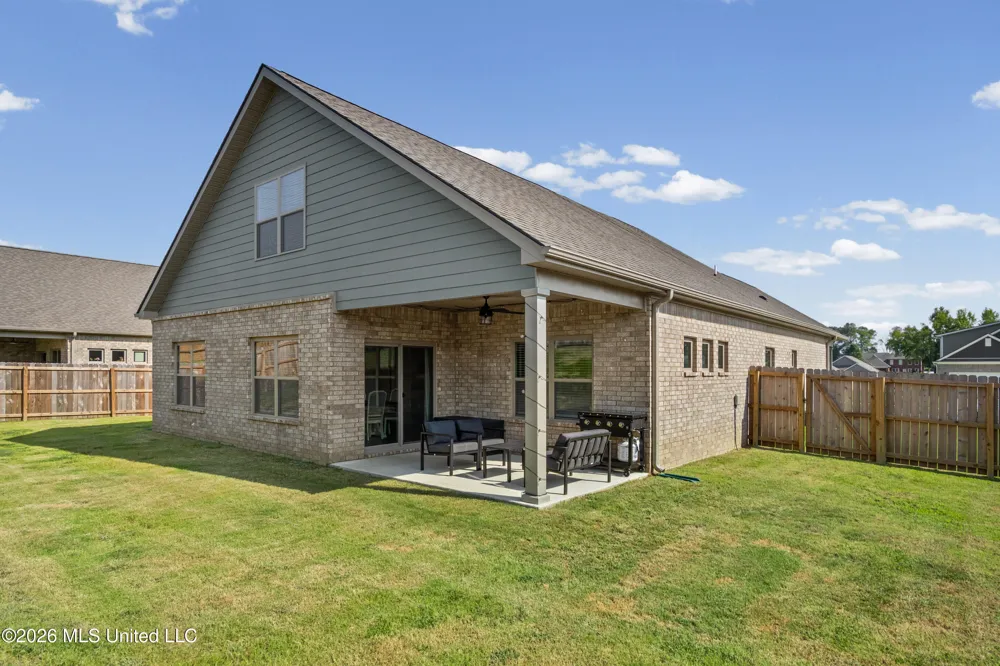 2084 Tulip Drive Hernando, MS 38632
