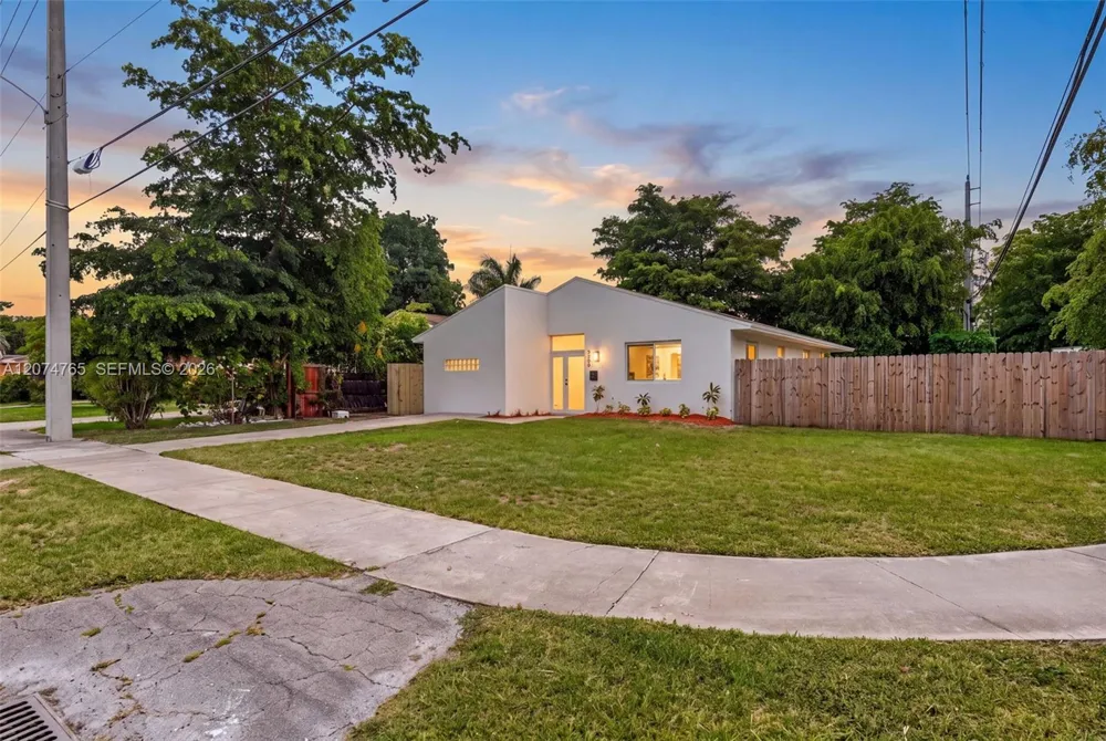 2390 Superior St Opa-Locka, FL 33054