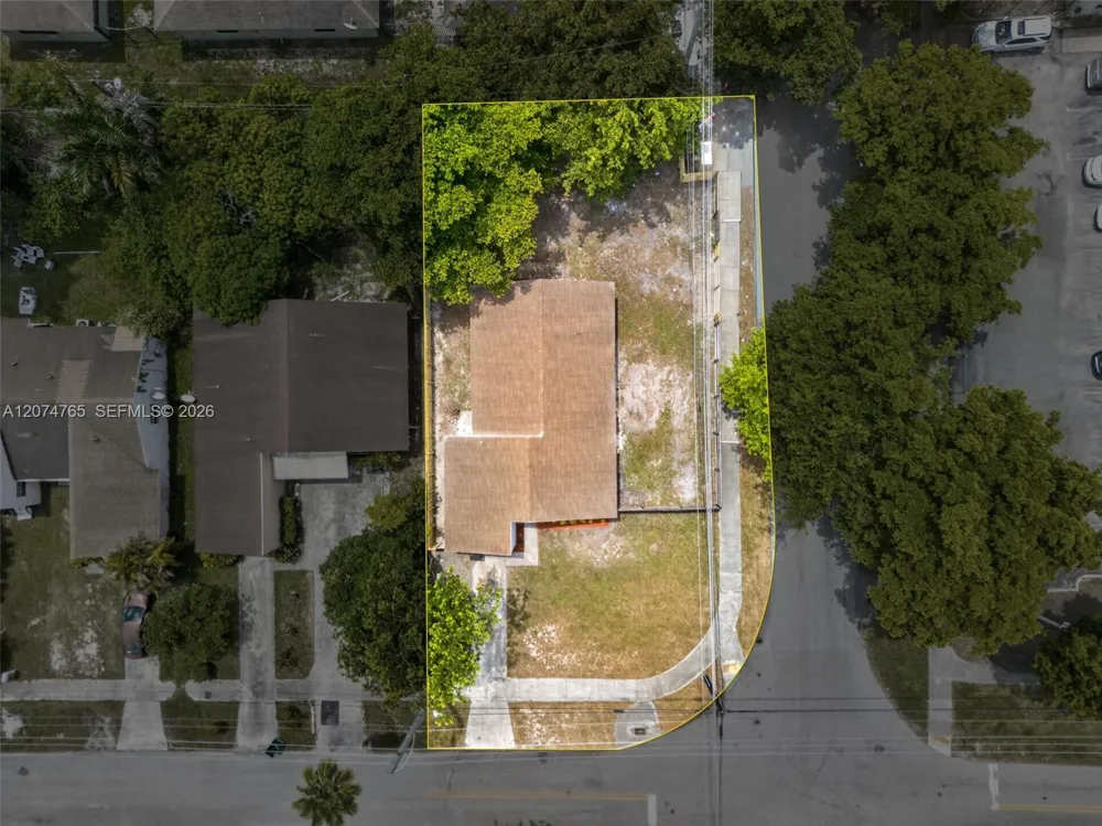 2390 Superior St Opa-Locka, FL 33054