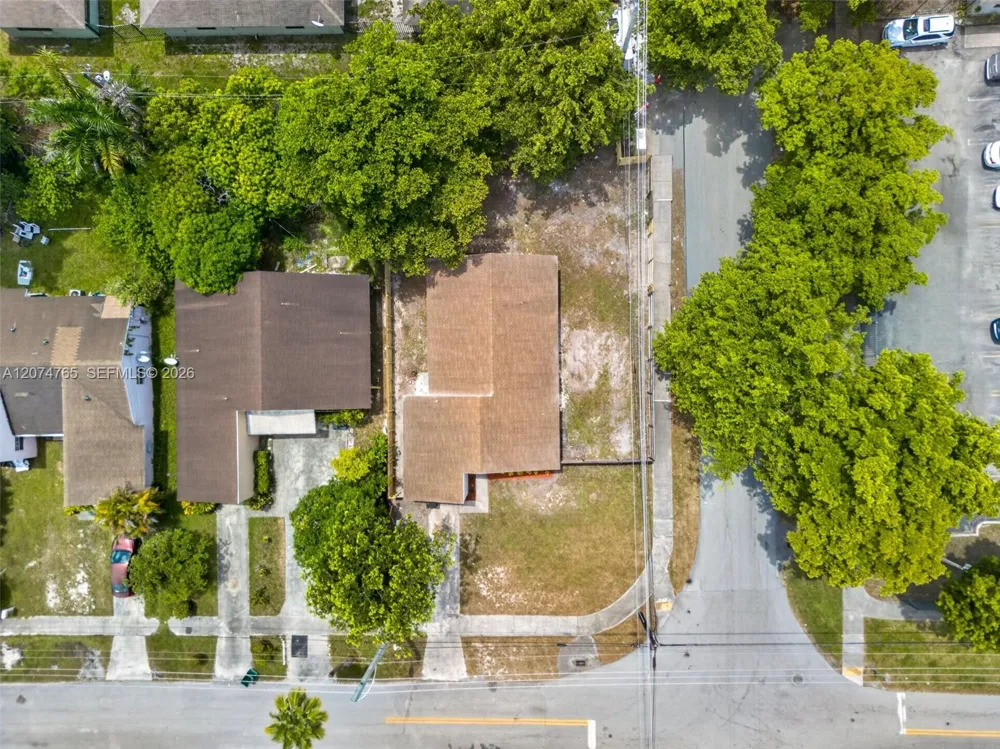 2390 Superior St Opa-Locka, FL 33054