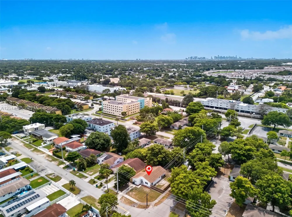 2390 Superior St Opa-Locka, FL 33054