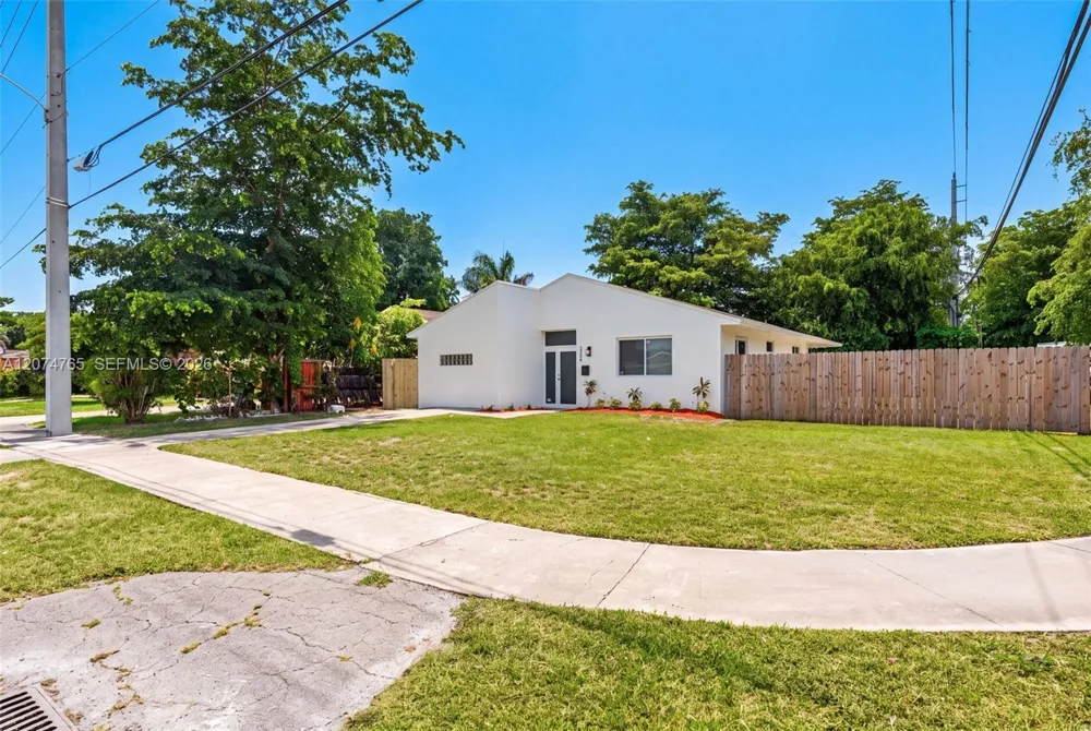2390 Superior St Opa-Locka, FL 33054