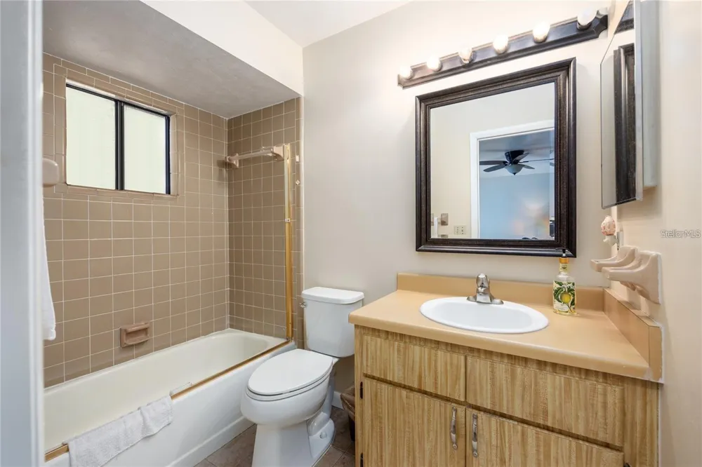4704 SW 67TH TERRACE Gainesville, FL 32608