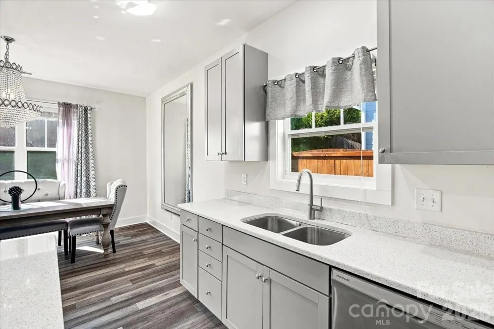15 Hyde Park Place Arden, NC 28704