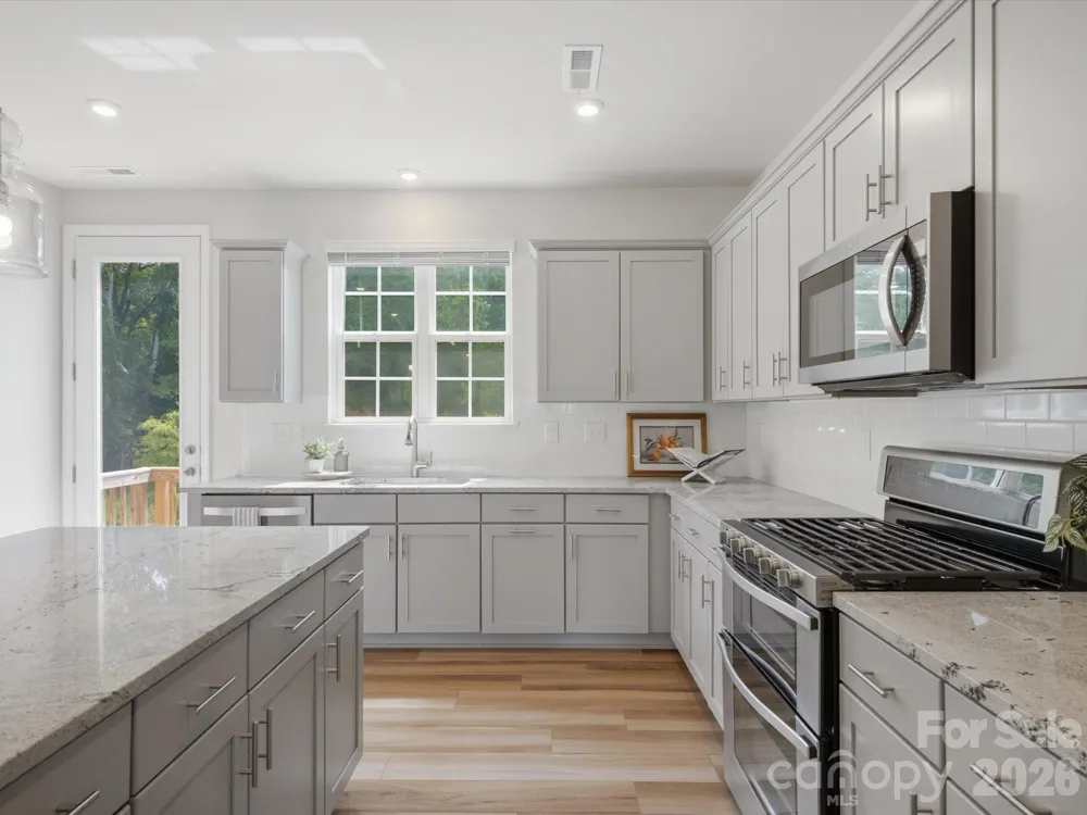 10126 Hemingway Place Charlotte, NC 28227