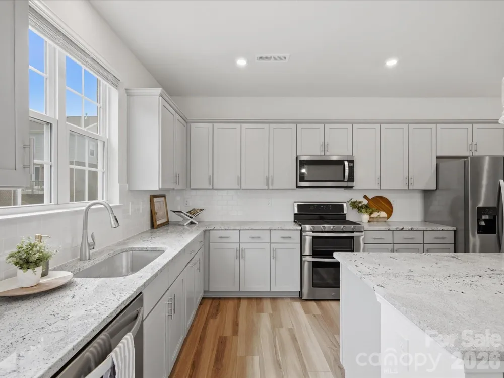 10126 Hemingway Place Charlotte, NC 28227
