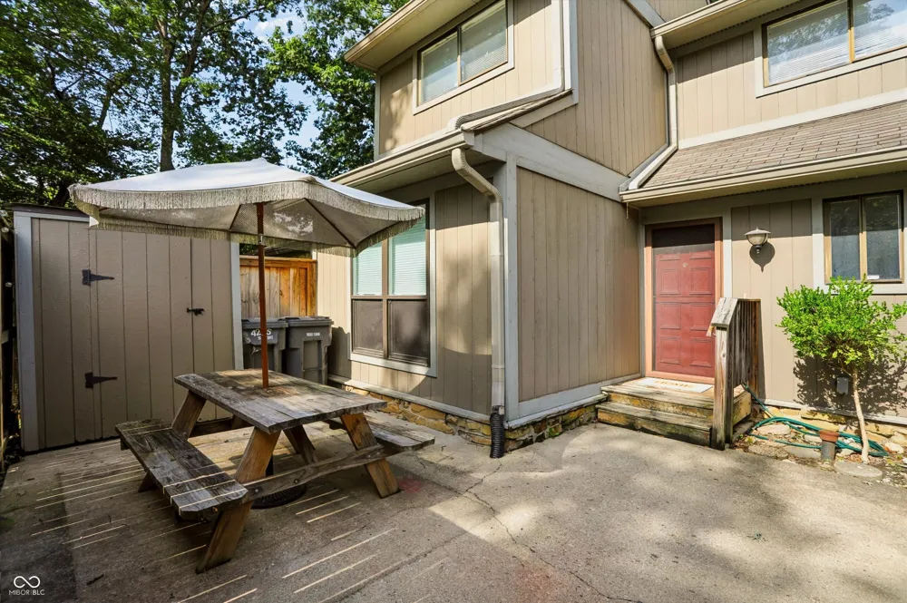 4235 Larkspur Trace Indianapolis, IN 46237