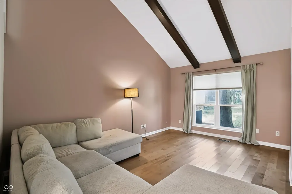 4235 Larkspur Trace Indianapolis, IN 46237