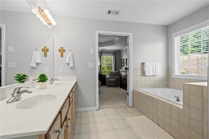 3922 Walnut Grove Way Gainesville, GA 30506