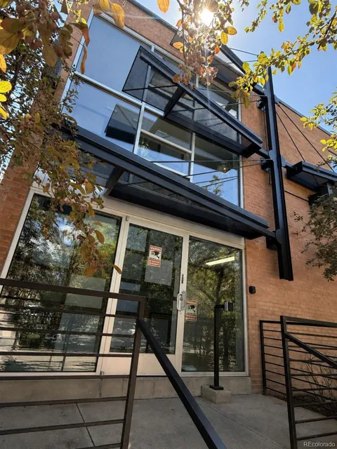 1032 Clarkson Street #208
