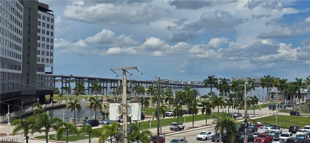 1st Street #15 Fort Myers, FL 33901