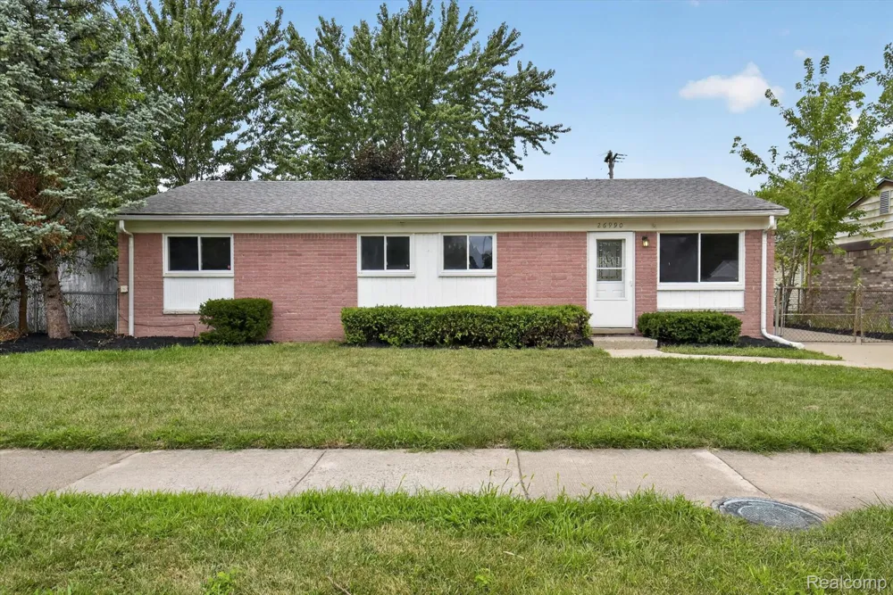 26990 Leroy Street Taylor City, MI 48180