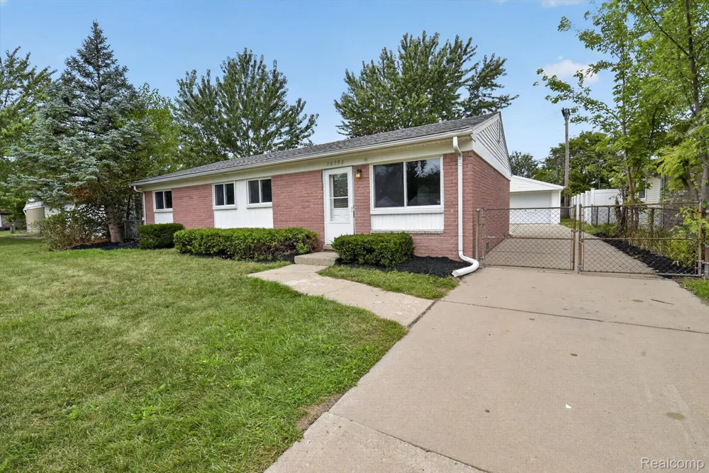 26990 Leroy Street Taylor City, MI 48180