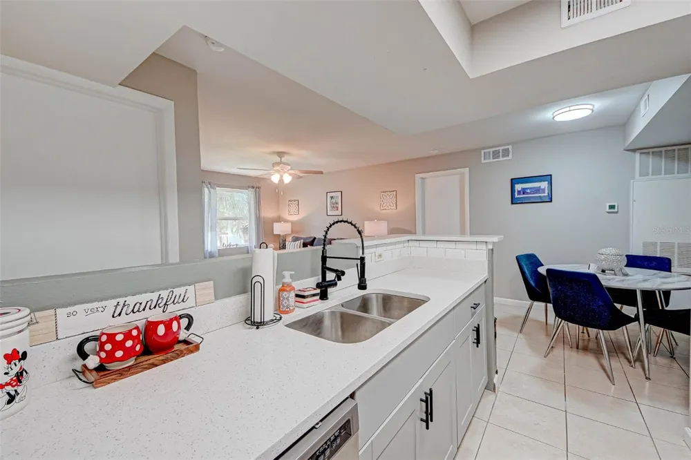 3038 PARKWAY BOULEVARD #305 Kissimmee, FL 34747