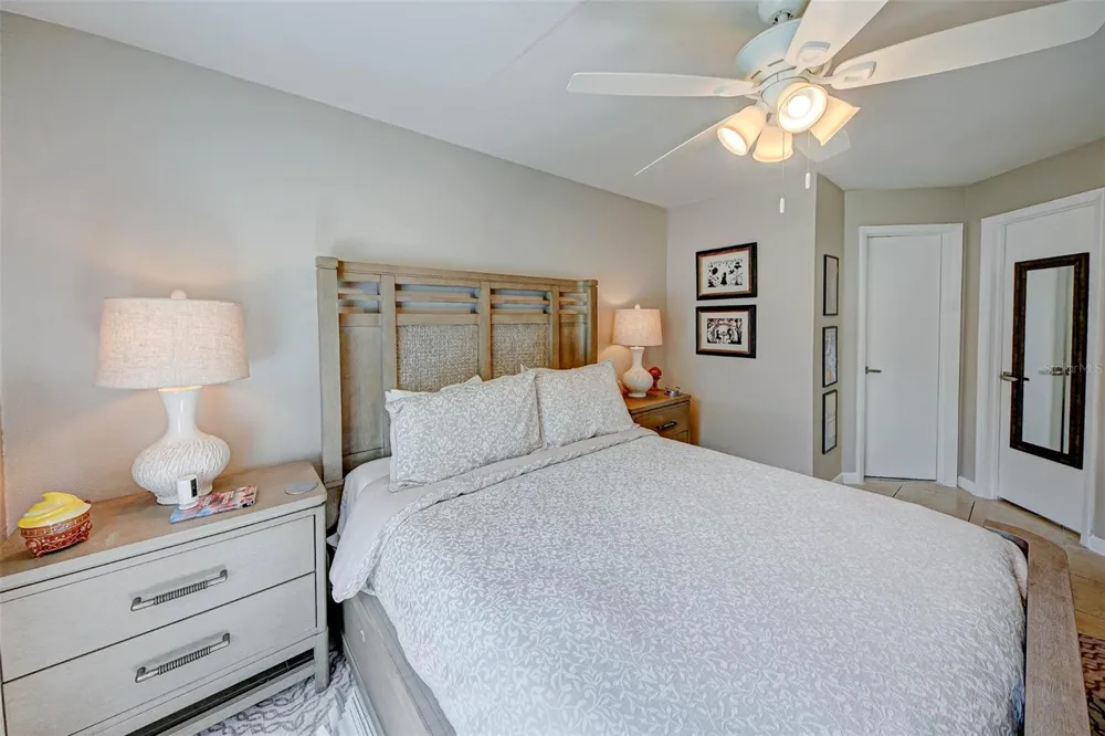 3038 PARKWAY BOULEVARD #305 Kissimmee, FL 34747