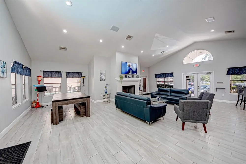 3038 PARKWAY BOULEVARD #305 Kissimmee, FL 34747