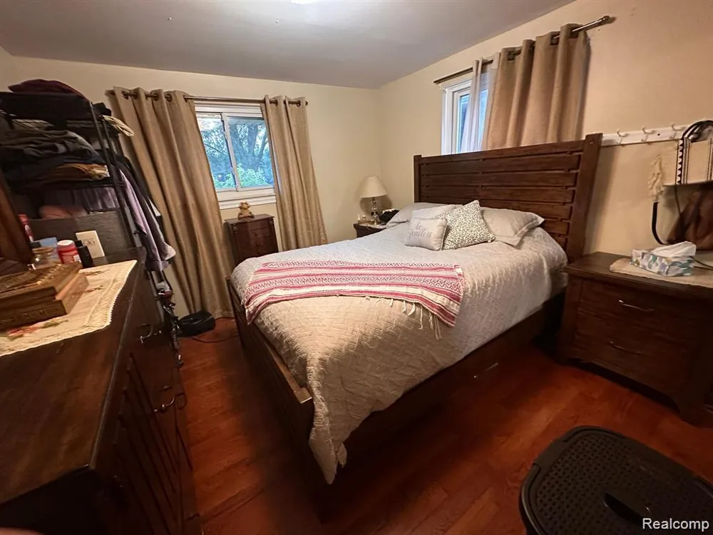 39752 Edmundton Drive Canton Charter Township, MI 48187