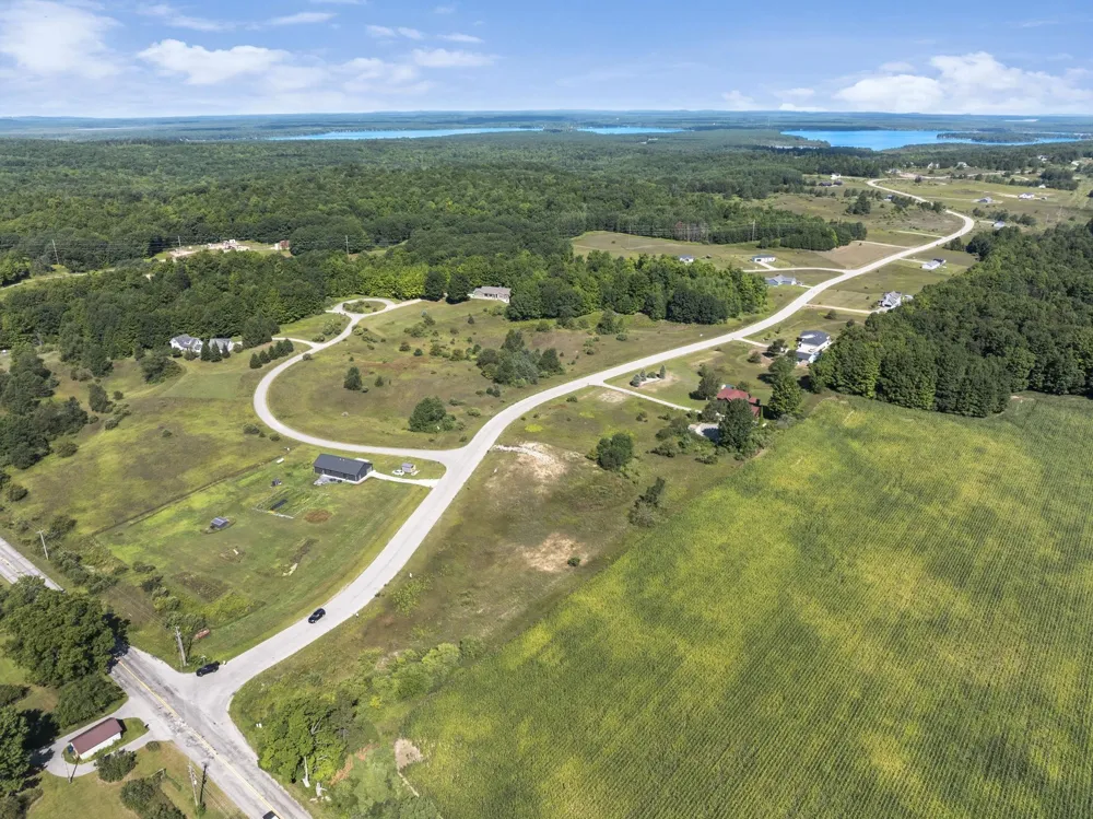 7921 Floreys Ranch Road Grant Township, MI 49620
