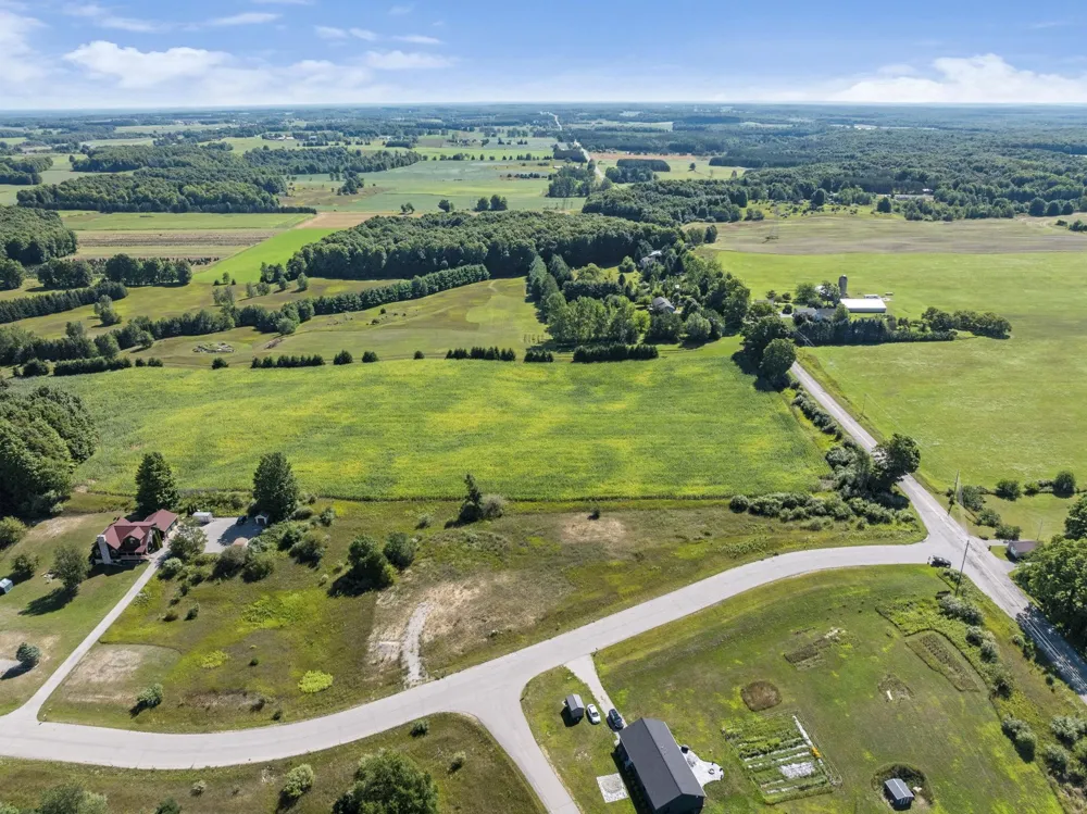 7921 Floreys Ranch Road Grant Township, MI 49620