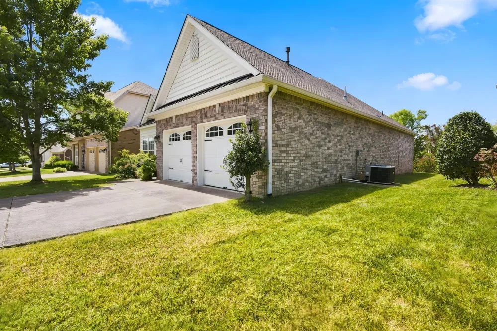 243 Meandering Dr Lebanon, TN 37090