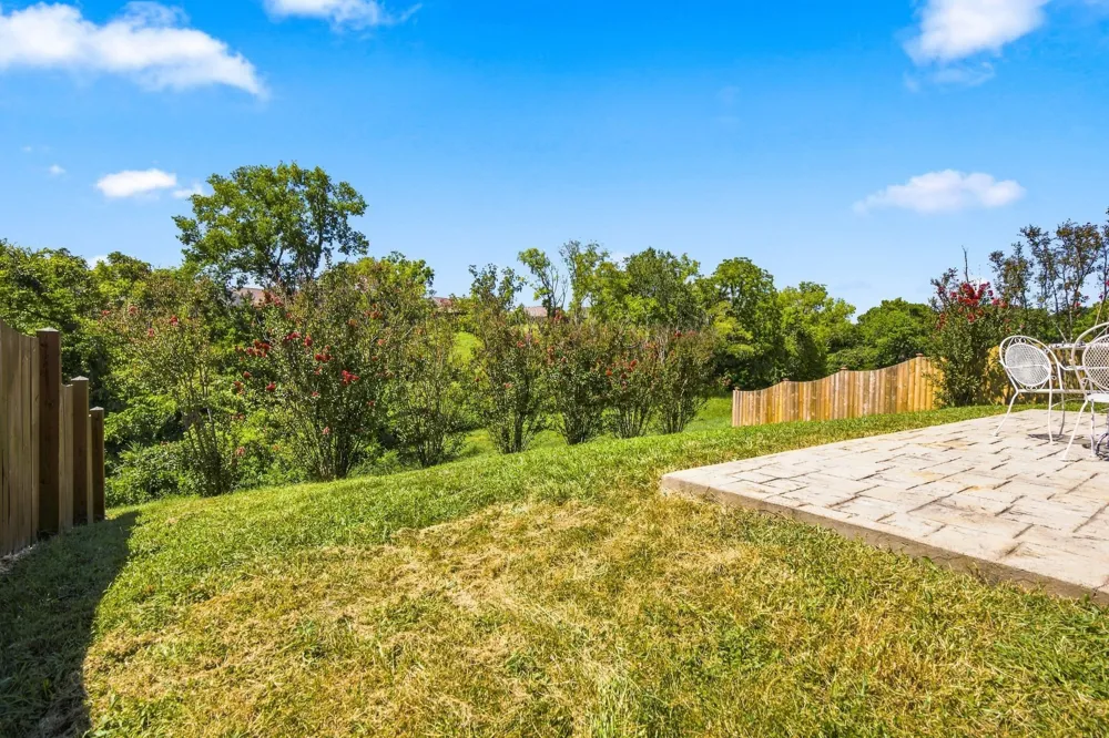 243 Meandering Dr Lebanon, TN 37090