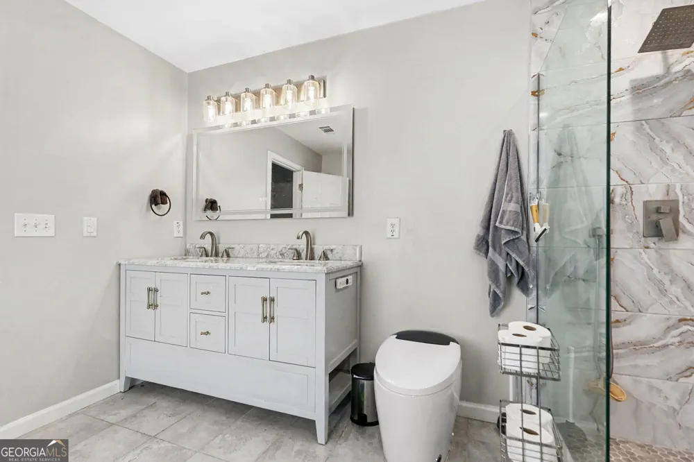 4419 Alysheba DR South Fulton, GA 30213