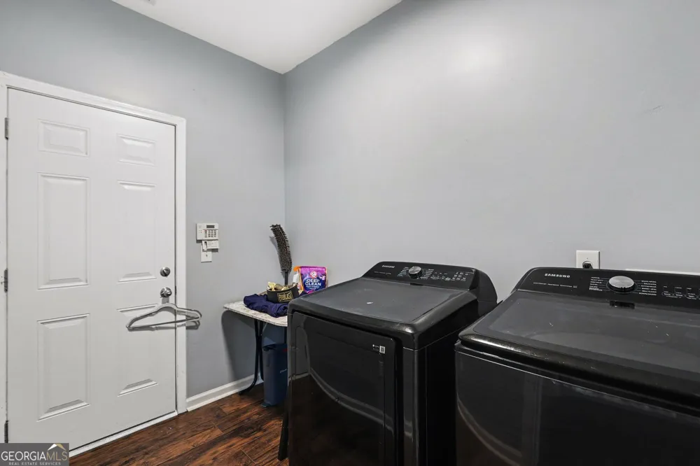 4419 Alysheba DR South Fulton, GA 30213