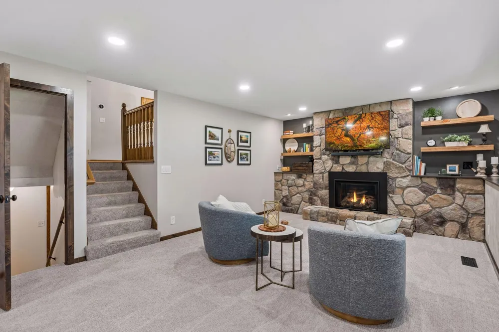 3540 115th Avenue NW Coon Rapids, MN 55433