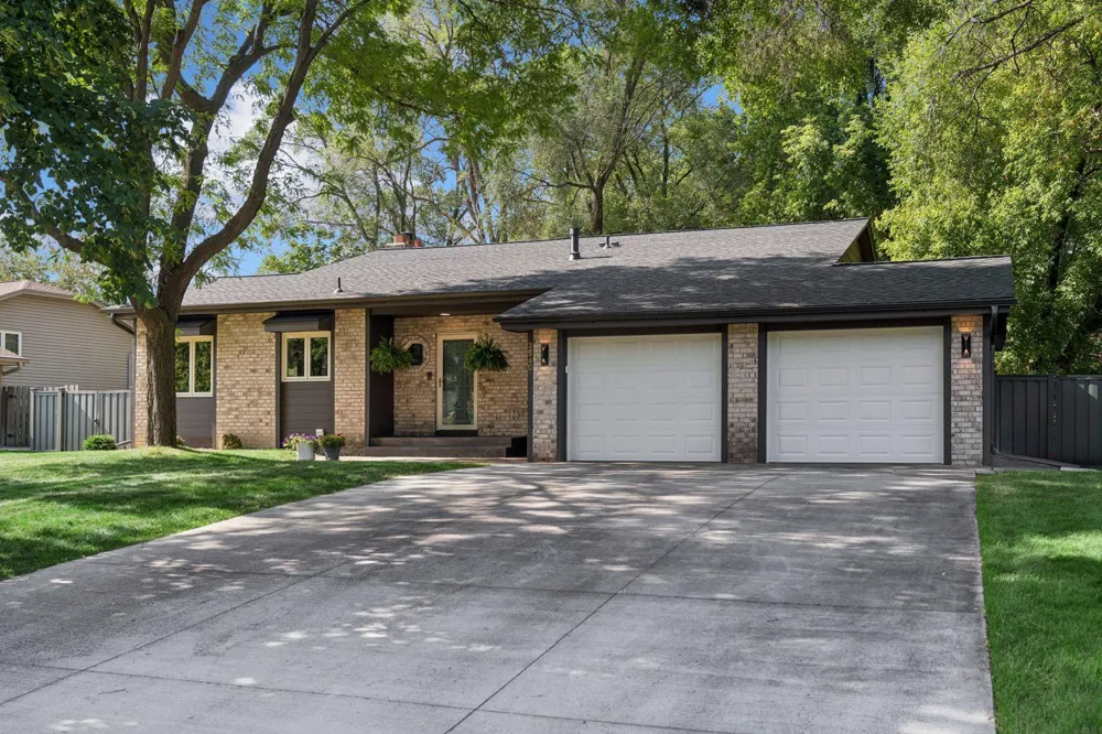 3540 115th Avenue NW Coon Rapids, MN 55433