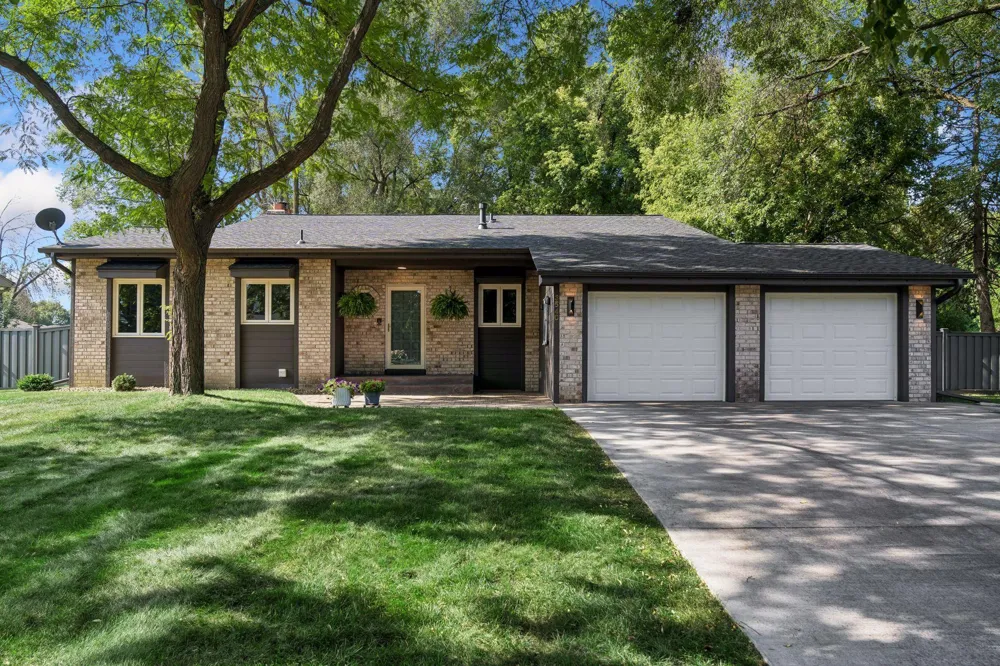3540 115th Avenue NW Coon Rapids, MN 55433