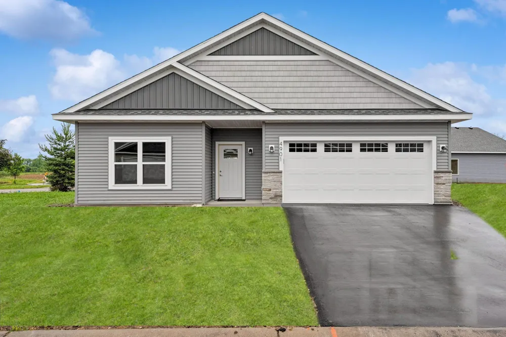 4921 Evergreen Drive Hugo, MN 55038