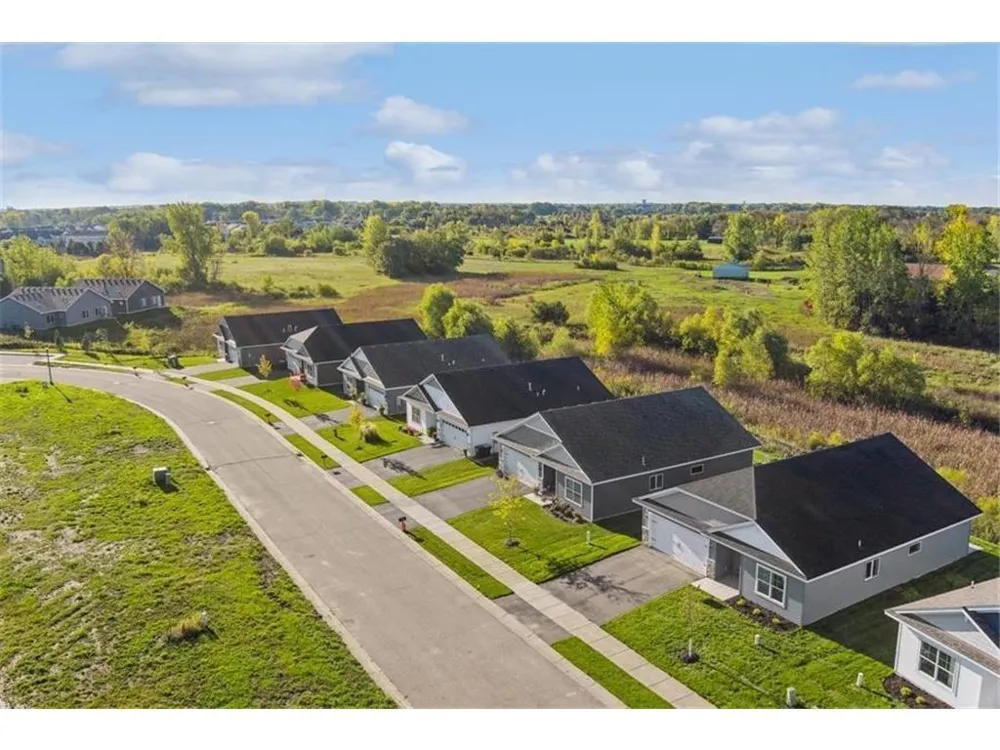 4921 Evergreen Drive Hugo, MN 55038